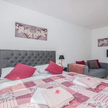 Apartments Elle Luxury Vantacici 말린스카 외부 사진